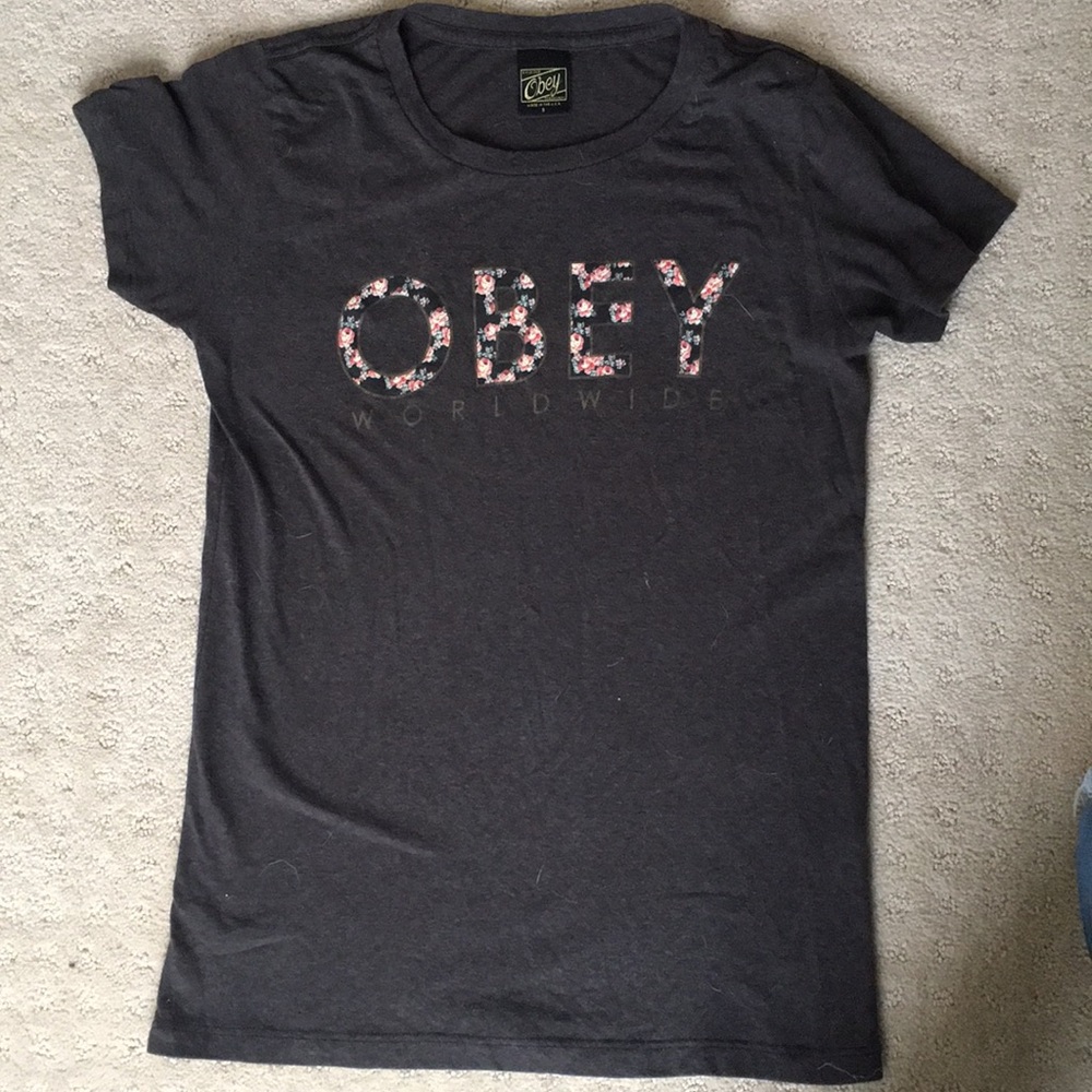 Obey t-shirt